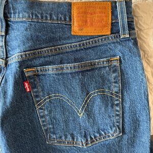 Woman’s Levi’s jeans